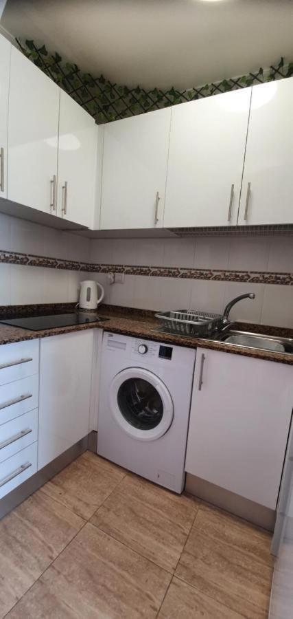 Harbour View - 2 Bed Apt - Torrevieja Appartamento Esterno foto
