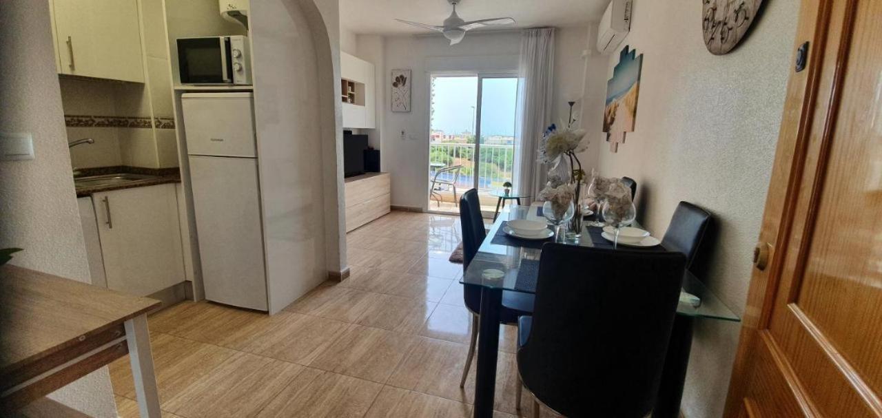Harbour View - 2 Bed Apt - Torrevieja Appartamento Esterno foto